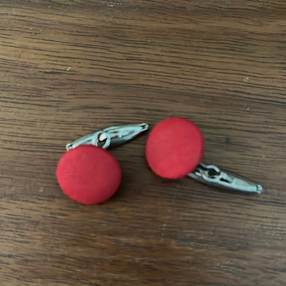 Little red dot cuff links. Vintage!